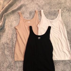 set of 3 old navy tank tops
